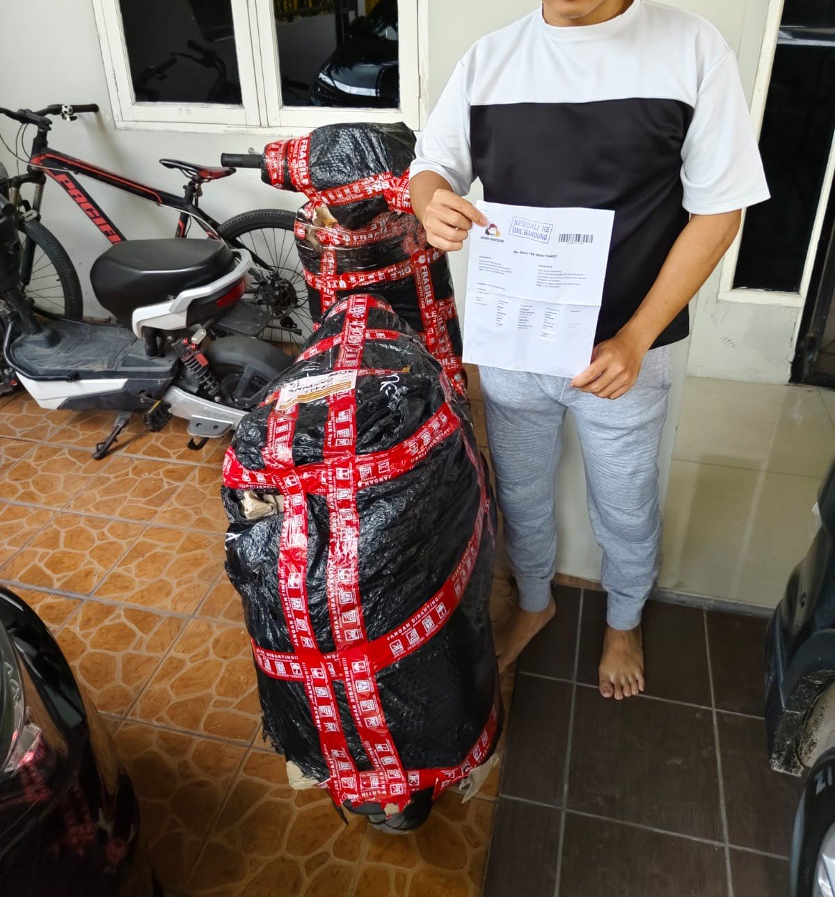 Motor Dikirim Girang Logistik